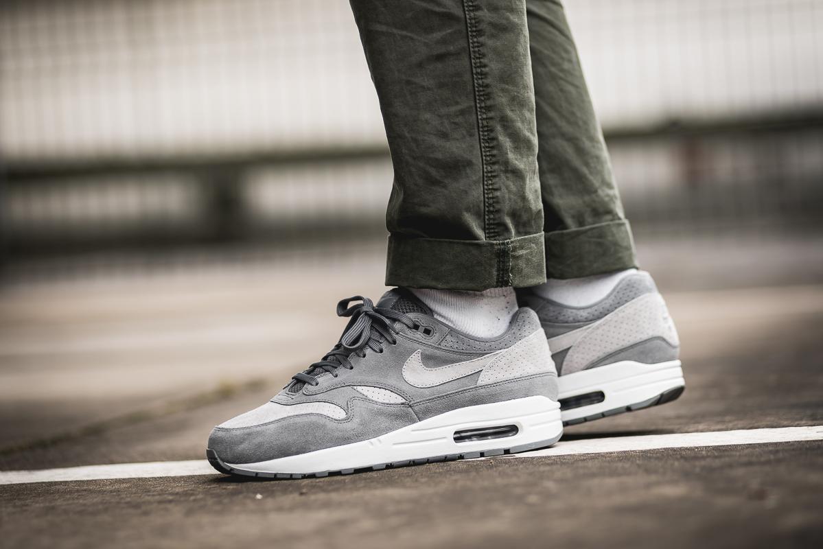 Nike Air Max 1 Premium 